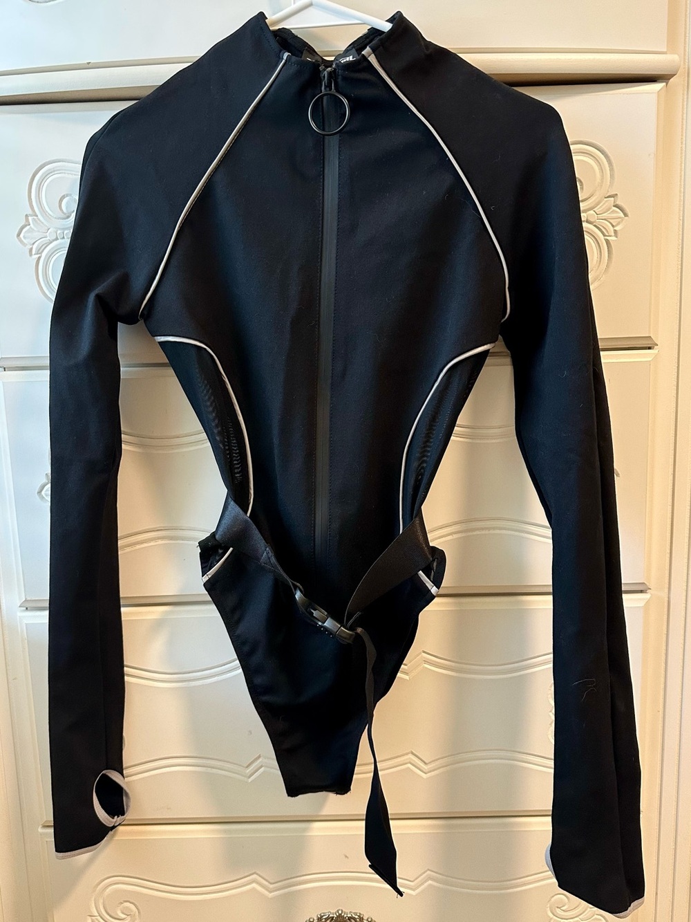 POSTER GIRL Dolls Kill Black Long-Sleeve Zip-Front Bodysuit w/ Contrast Piping